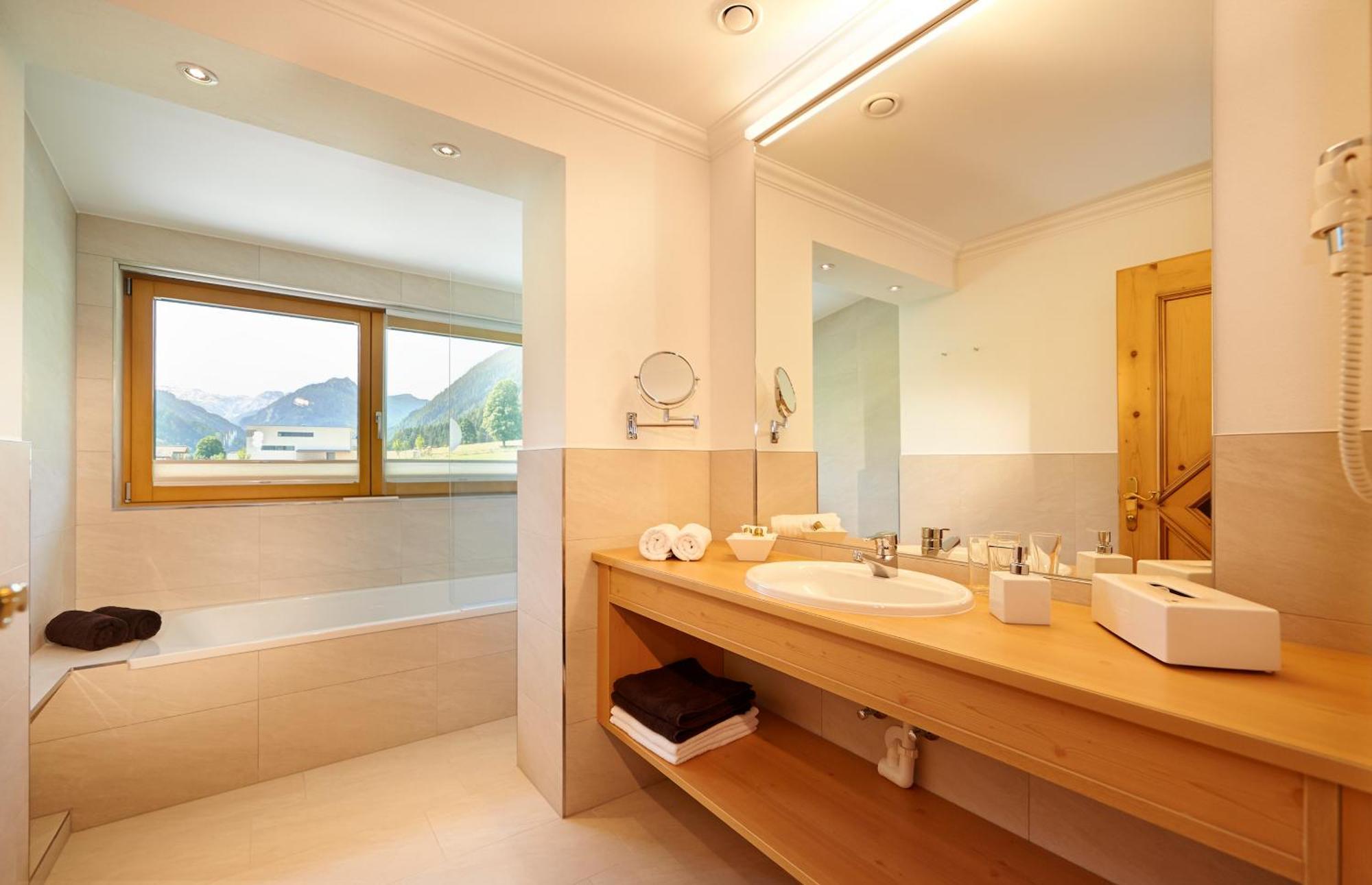 Hotel Waidmannsheil Flachau Phòng bức ảnh