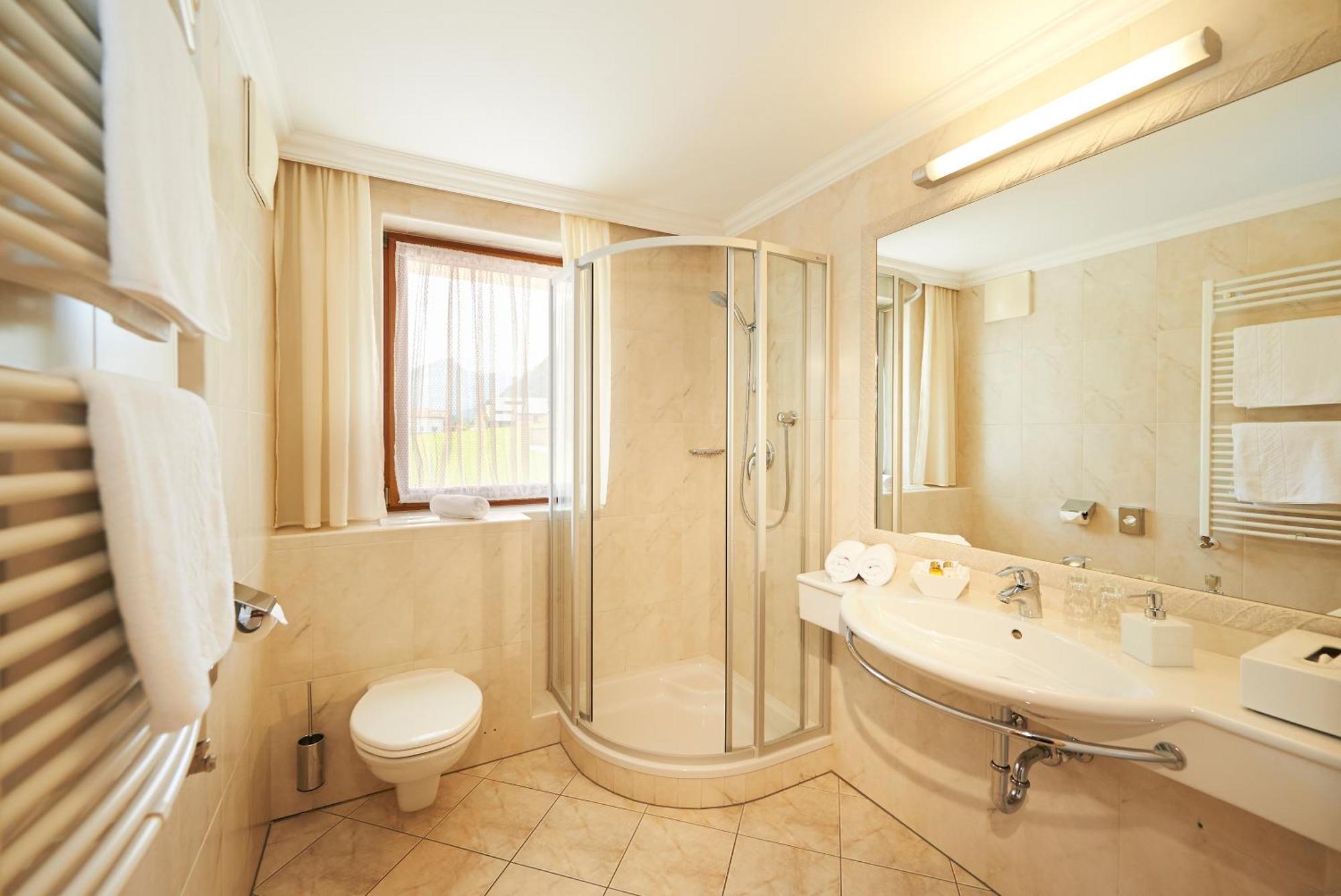 Hotel Waidmannsheil Flachau Phòng bức ảnh